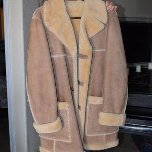 Sawyer of Napa California Shearling size 42 regular Coat